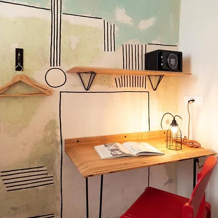 Отель La Prison