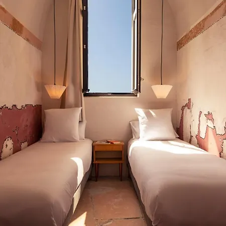 La Prison Hotel
